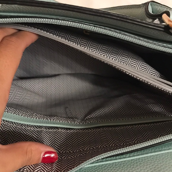 Vegan leather tote - Picture 6 of 8